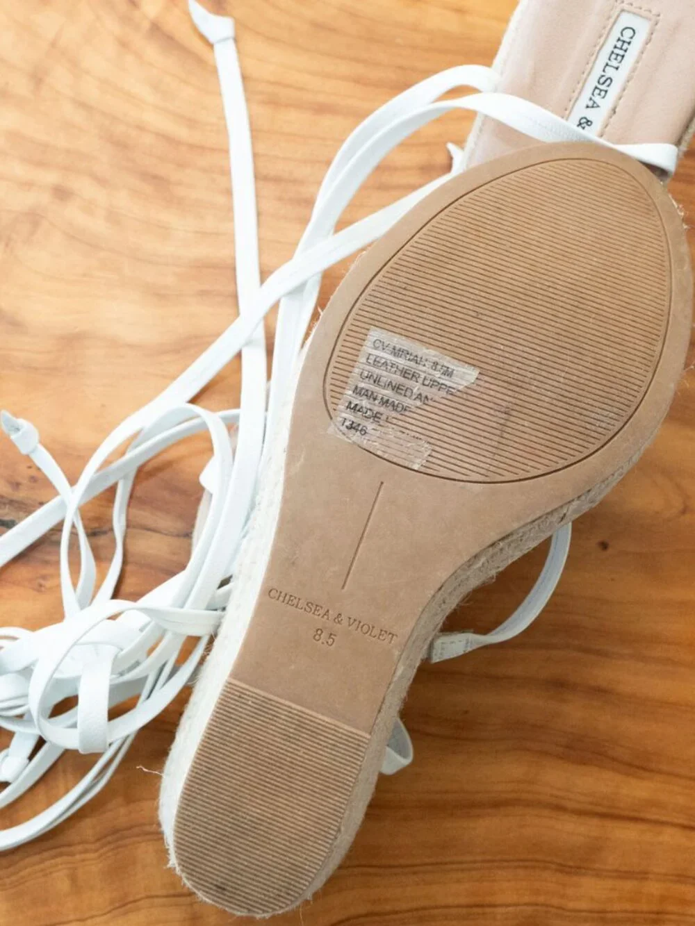 Chelsea & Violet Mariah Espadrille Wedges 8.5 White Lace Up Ankle Wrap Sandals